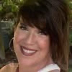 Meet your Posher, Stephanie stashak